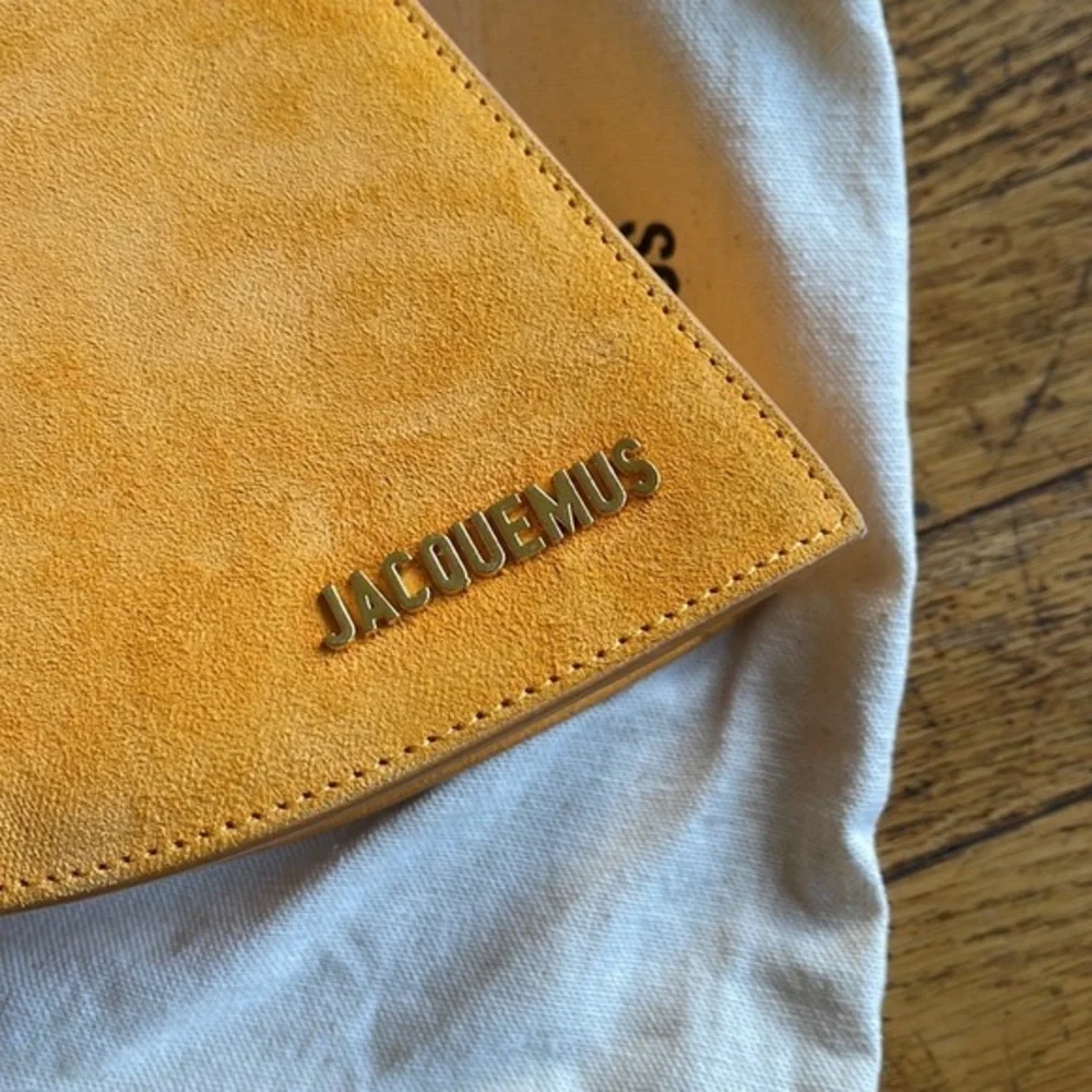 JACQUEMUS LA VAGUE ORANGE SHOULDER BAG Size:M - Picture 2 of 4